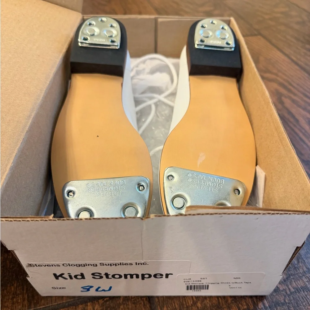 Brand New Kids Stomper Clogging Shoes
